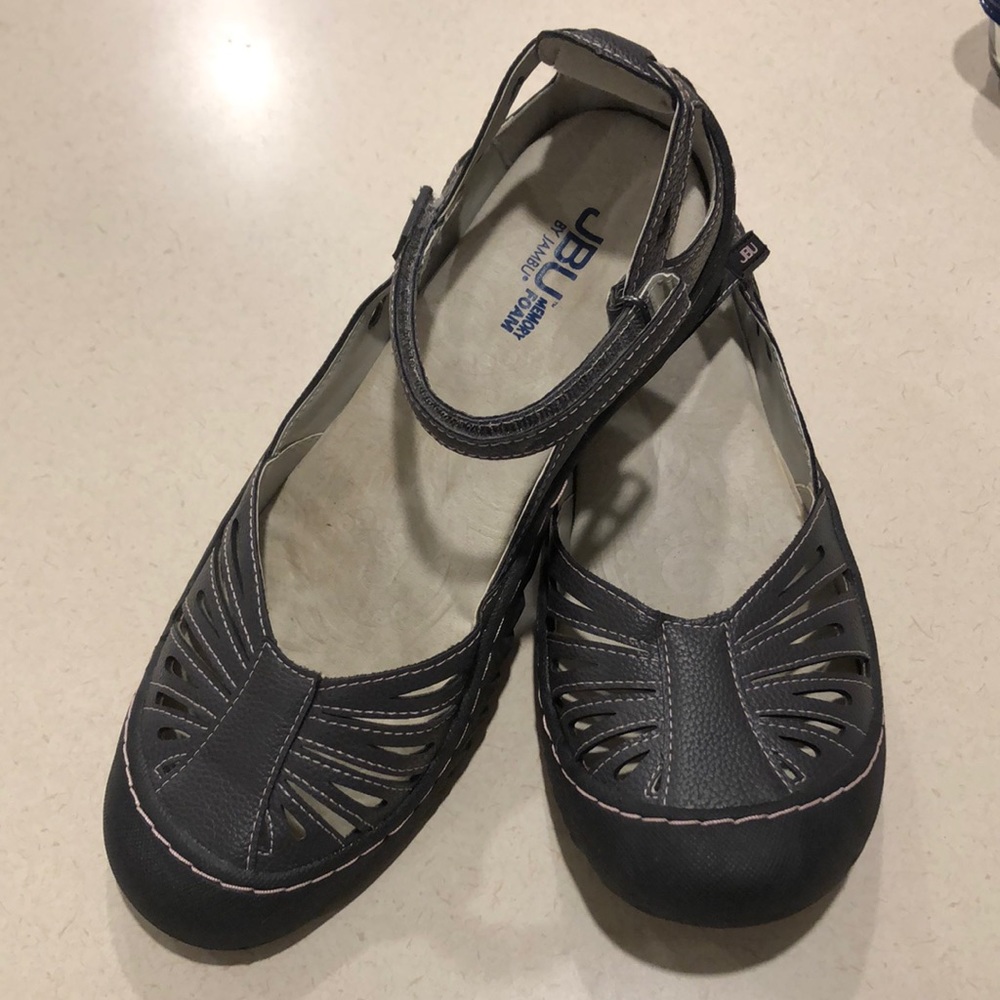 Mary Jane style shoes
